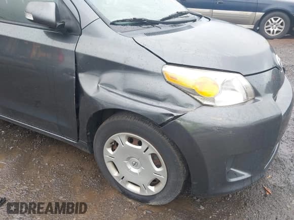 ✅ 2010 Scion xD • VIN: JTKKU4B43A1000731 • Lot: 43323917. Wystawiony na IAAI z przebiegiem 192 551 mil. Bezpłatny archiwum sprzedaży aukcyjnych z USA i szczegółowy raport historii pojazdu na DreamBid. Zdjęcie 6.