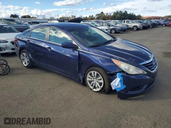 ✅ 2011 Hyundai Sonata GLS • VIN: 5NPEB4AC1BH088238 • Lot: 75867854. Listed on Copart with 174,406 mi. Free auction sales archive from the USA and detailed vehicle history report at DreamBid. Image 4.