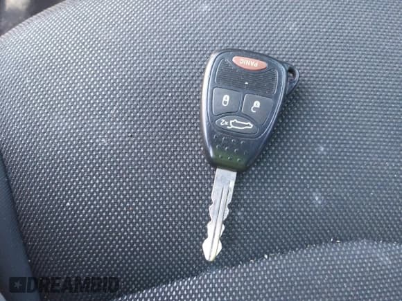 ✅ 2014 Dodge Avenger SE • VIN: 1C3CDZAB6EN109258 • Лот: 41510944. Опубликован ранее на IAAI с пробегом 132 106 миль. Бесплатный доступ к архиву аукционных продаж из США и подробный отчёт об истории автомобиля на DreamBid. Изображение 11.