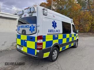 ✅ 2014 Mercedes-Benz Sprinter Cargo • VIN: WD3PE7CC1E5920240 • Лот: 94989225. Опубликован ранее на Copart с пробегом 492 206 миль. Бесплатный доступ к архиву аукционных продаж из США и подробный отчёт об истории автомобиля на DreamBid. Изображение 4.