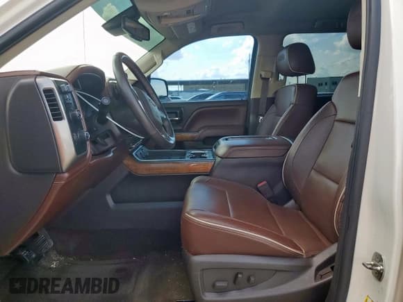 ✅ 2014 Chevrolet Silverado 1500 High Country • VIN: 3GCUKTEJ6EG484905 • Лот: 64757985. Опубликован ранее на Copart с пробегом 134 296 миль. Бесплатный доступ к архиву аукционных продаж из США и подробный отчёт об истории автомобиля на DreamBid. Изображение 7.