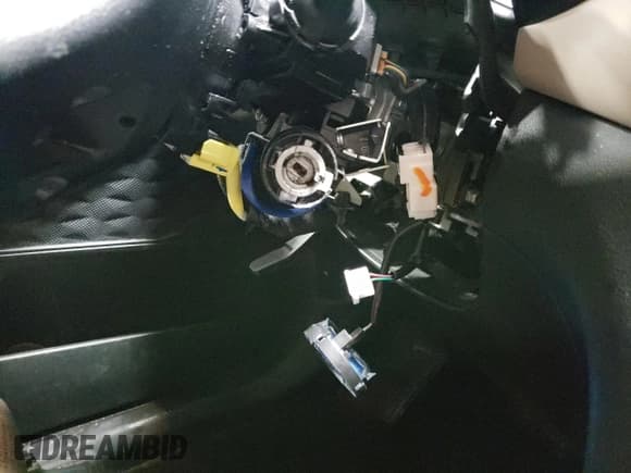 ✅ 2019 Hyundai Santa Fe SE • VIN: 5NMS23AD7KH122086 • Lot: 41953443. Wystawiony na Copart z przebiegiem 37 337 mil. Bezpłatny archiwum sprzedaży aukcyjnych z USA i szczegółowy raport historii pojazdu na DreamBid. Zdjęcie 12.