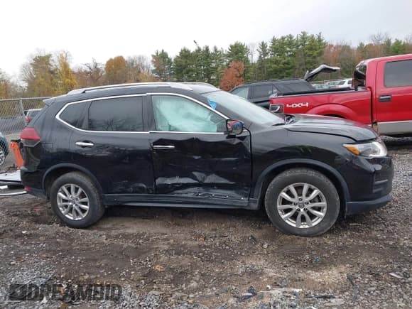 ✅ 2019 Nissan Rogue S • VIN: 5N1AT2MV6KC731493 • Лот: 43641304. Опубликован ранее на IAAI с пробегом 94 692 миль. Бесплатный доступ к архиву аукционных продаж из США и подробный отчёт об истории автомобиля на DreamBid. Изображение 13.