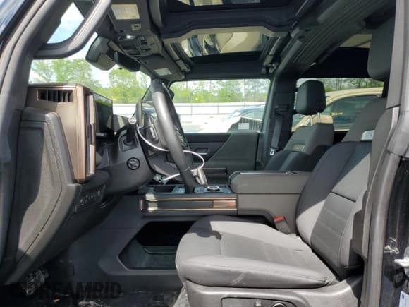 ✅ 2024 GMC Hummer EV 2X • VIN: 1GKB0NDE0RU109550 • Лот: 59934975. Опубликован ранее на Copart с пробегом 5 426 миль. Бесплатный доступ к архиву аукционных продаж из США и подробный отчёт об истории автомобиля на DreamBid. Изображение 7.