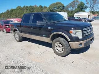 ✅ 2013 Ford F-150 XLT • VIN: 1FTFW1CT5DKF50955 • Lot: 43434422. Wystawiony na IAAI z przebiegiem 146 309 mil. Bezpłatny archiwum sprzedaży aukcyjnych z USA i szczegółowy raport historii pojazdu na DreamBid. Zdjęcie 1.