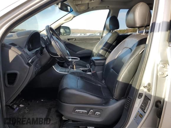 ✅ 2007 Hyundai Veracruz GLS • VIN: KM8NU73C77U021984 • Lot: 87482384. Listed on Copart with 114,312 mi. Free auction sales archive from the USA and detailed vehicle history report at DreamBid. Image 7.