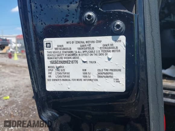 ✅ 1999 Chevrolet Silverado 2500 LS • VIN: 1GCGC29U3XE218776 • Lot: 42138051. Listed on IAAI with 173,626 mi. Free auction sales archive from the USA and detailed vehicle history report at DreamBid. Image 9.