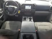 ✅ 2017 Ford F-150 XL • VIN: 1FTEW1CF9HKD29015 • Лот: 70862315. Опубликован ранее на Copart с пробегом 118 096 миль. Бесплатный доступ к архиву аукционных продаж из США и подробный отчёт об истории автомобиля на DreamBid. Изображение 8.