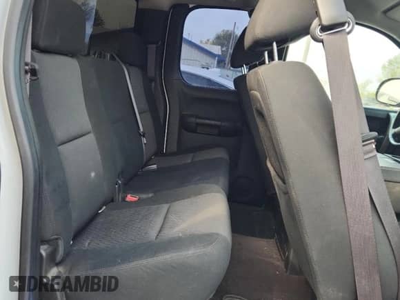 2013 Chevrolet Silverado 1500 LT с VIN 1GCRKSE79DZ291425, выставлен на аукционе Copart как лот 86638655 с пробегом 187 236 миль миль и Списание • Salvage title. История ставок и продаж доступна на DreamBid. Изображение 10.