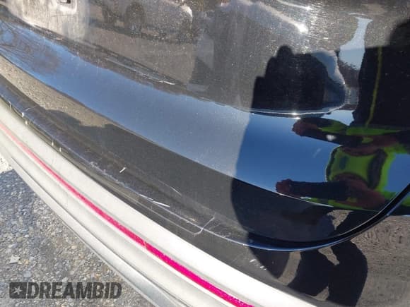 ✅ 2022 Hyundai Santa Fe SEL • VIN: 5NMS34AJ0NH400484 • Lot: 43658792. Listed on IAAI with 120,931 mi. Free auction sales archive from the USA and detailed vehicle history report at DreamBid. Image 18.