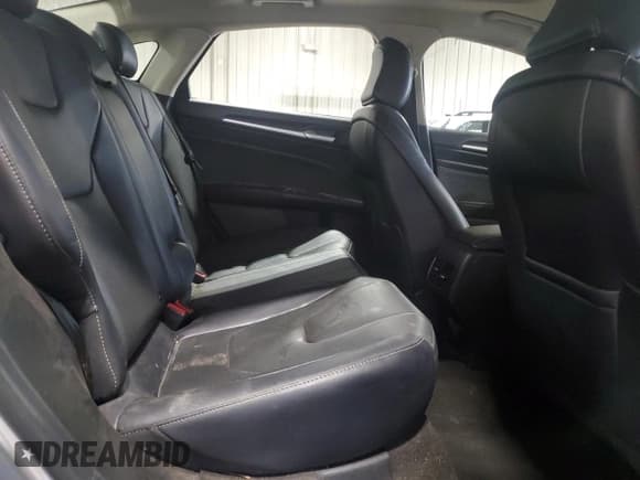 ✅ 2020 Ford Fusion Titanium • VIN: 3FA6P0D90LR152868 • Лот: 82455145. Опубликован ранее на Copart с пробегом 102 294 миль. Бесплатный доступ к архиву аукционных продаж из США и подробный отчёт об истории автомобиля на DreamBid. Изображение 10.