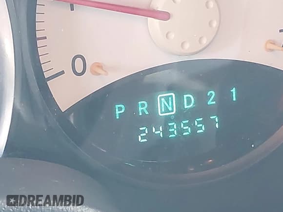 ✅ 2007 Dodge Durango SXT • VIN: 1D8HD38P27F528139 • Lot: 42800065. Listed on IAAI with 243,557 mi. Free auction sales archive from the USA and detailed vehicle history report at DreamBid. Image 15.