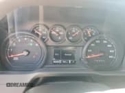 ✅ 2025 Chevrolet Silverado 2500HD Custom • VIN: 2GC4KME74S1148409 • Lot: 69282705. Wystawiony na Copart z przebiegiem 7 666 mil. Bezpłatny archiwum sprzedaży aukcyjnych z USA i szczegółowy raport historii pojazdu na DreamBid. Zdjęcie 9.