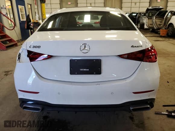 ✅ 2023 Mercedes-Benz C 300 • VIN: W1KAF4HB3PR136909 • Lot: 49948144. Wystawiony na Copart z przebiegiem 5 003 mil. Bezpłatny archiwum sprzedaży aukcyjnych z USA i szczegółowy raport historii pojazdu na DreamBid. Zdjęcie 6.