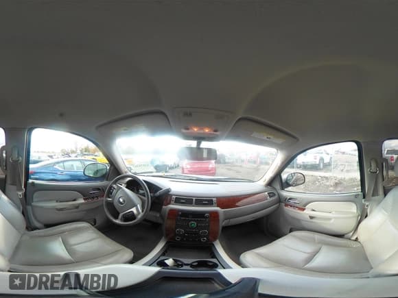 ✅ 2014 Chevrolet Tahoe LT • VIN: 1GNSCBE08ER117923 • Lot: 43575355. Listed on IAAI with 143,512 mi. Free auction sales archive from the USA and detailed vehicle history report at DreamBid. Image 18.