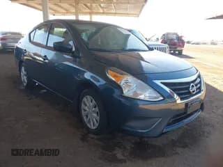 ✅ 2017 Nissan Versa S • VIN: 3N1CN7AP8HL802641 • Lot: 42821683. Wystawiony na IAAI z przebiegiem 70 818 mil. Bezpłatny archiwum sprzedaży aukcyjnych z USA i szczegółowy raport historii pojazdu na DreamBid. Zdjęcie 1.
