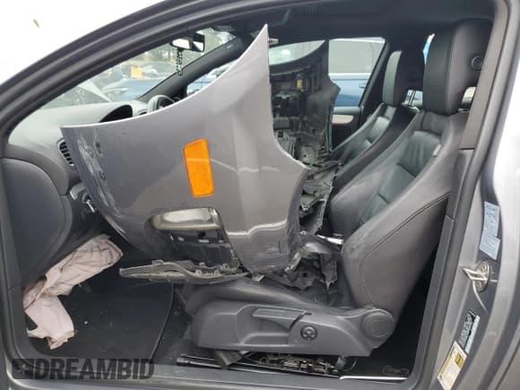 ✅ 2013 Volkswagen Golf GTI • VIN: WVWFD7AJ2DW123753 • Лот: 81737335. Опубликован ранее на Copart с пробегом 176 845 миль. Бесплатный доступ к архиву аукционных продаж из США и подробный отчёт об истории автомобиля на DreamBid. Изображение 7.