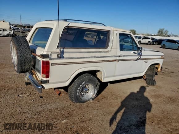 ✅ 1985 Ford Bronco • VIN: 1FMDU15H9FLA52546 • Lot: 96312745. Listed on Copart with 63,922 mi. Free auction sales archive from the USA and detailed vehicle history report at DreamBid. Image 3.