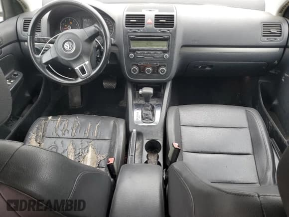 ✅ 2010 Volkswagen Jetta Limited Edition • VIN: 3VWRZ7AJ3AM041618 • Lot: 57675015. Listed on Copart with 206,076 mi. Free auction sales archive from the USA and detailed vehicle history report at DreamBid. Image 8.