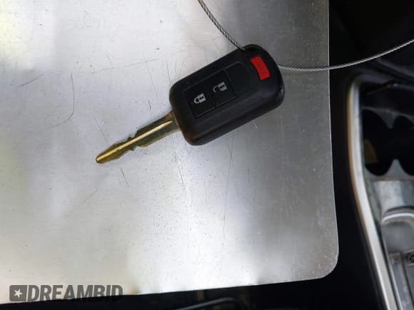 ✅ 2018 Mitsubishi Outlander ES • VIN: JA4AZ3A33JZ033506 • Lot: 43699801. Wystawiony na IAAI z przebiegiem 98 020 mil. Bezpłatny archiwum sprzedaży aukcyjnych z USA i szczegółowy raport historii pojazdu na DreamBid. Zdjęcie 11.