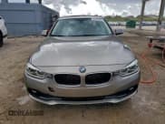 ✅ 2018 BMW 3 Series 320i • VIN: WBA8E1G54JNU90066 • Lot: 94128485. Listed on Copart with 54,736 mi. Free auction sales archive from the USA and detailed vehicle history report at DreamBid. Image 5.