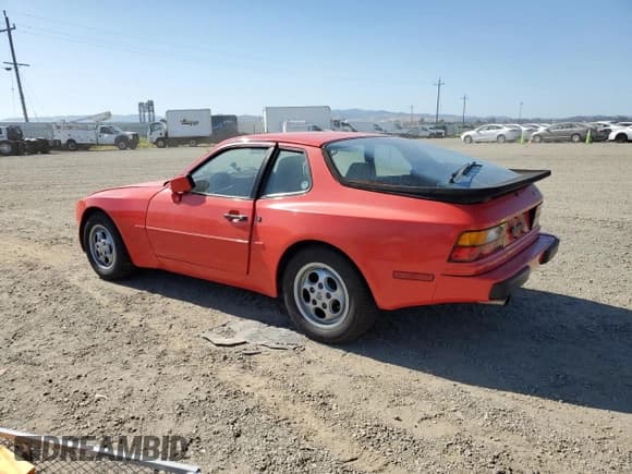 ✅ 1987 Porsche 944 • VIN: WP0AB0948HN475432 • Lot: 56987175. Listed on Copart with 92,138 mi. Free auction sales archive from the USA and detailed vehicle history report at DreamBid. Image 2.
