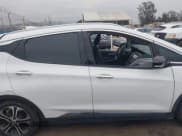 ✅ 2017 Chevrolet Bolt EV Premier • VIN: 1G1FX6S09H4185586 • Lot: 41894393. Wystawiony na IAAI z przebiegiem 168 479 mil. Bezpłatny archiwum sprzedaży aukcyjnych z USA i szczegółowy raport historii pojazdu na DreamBid. Zdjęcie 13.