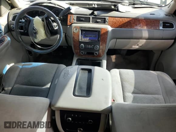 ✅ 2007 Chevrolet Tahoe LT • VIN: 1GNFC13J07J116015 • Lot: 92936815. Listed on Copart with 257,590 mi. Free auction sales archive from the USA and detailed vehicle history report at DreamBid. Image 8.