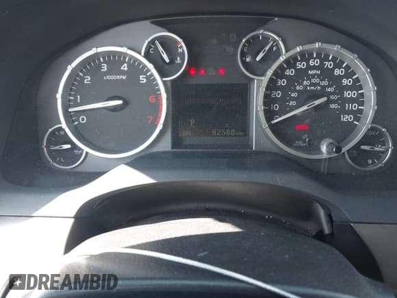 ✅ 2014 Toyota Tundra SR5 • VIN: 5TFRM5F18EX073513 • Lot: 43738760. Listed on IAAI with 92,586 mi. Free auction sales archive from the USA and detailed vehicle history report at DreamBid. Image 7.