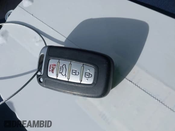 ✅ 2016 Hyundai Veloster Turbo Rally Edition • VIN: KMHTC6AE9GU255472 • Lot: 41583533. Wystawiony na IAAI z przebiegiem 138 094 mil. Bezpłatny archiwum sprzedaży aukcyjnych z USA i szczegółowy raport historii pojazdu na DreamBid. Zdjęcie 11.