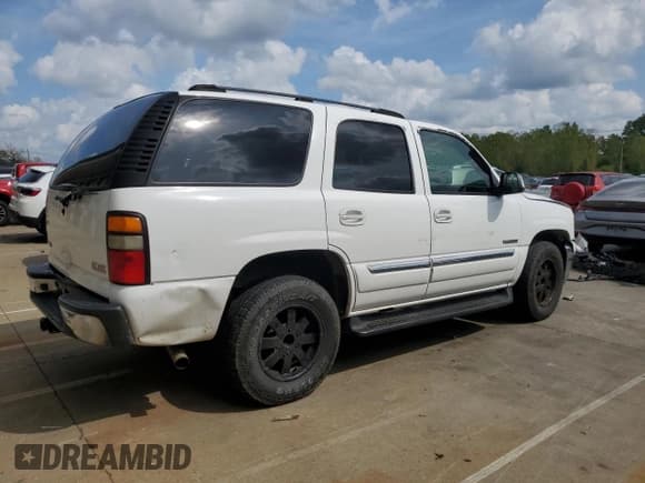 ✅ 2004 GMC Yukon SLE • VIN: 1GKEC13V44R117807 • Лот: 81279225. Опубликован ранее на Copart с пробегом Не указан. Бесплатный доступ к архиву аукционных продаж из США и подробный отчёт об истории автомобиля на DreamBid. Изображение 3.