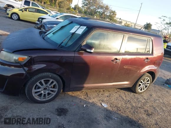 ✅ 2010 Scion xB • VIN: JTLZE4FE8A1103590 • Lot: 41247385. Wystawiony na IAAI z przebiegiem 233 182 mil. Bezpłatny archiwum sprzedaży aukcyjnych z USA i szczegółowy raport historii pojazdu na DreamBid. Zdjęcie 14.