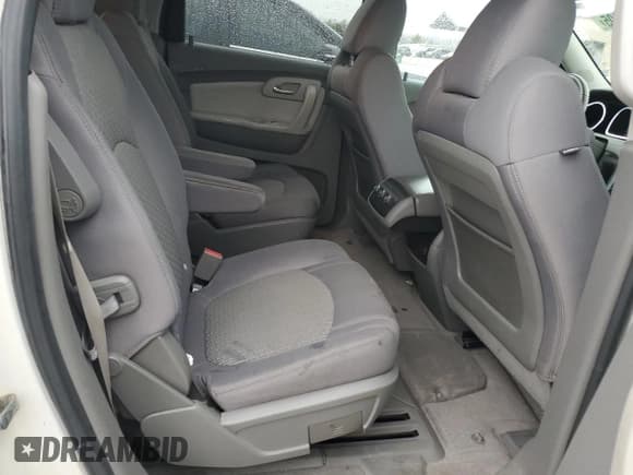 ✅ 2011 Chevrolet Traverse 1LT • VIN: 1GNKRGED7BJ395060 • Lot: 89890195. Wystawiony na Copart z przebiegiem 219 950 mil. Bezpłatny archiwum sprzedaży aukcyjnych z USA i szczegółowy raport historii pojazdu na DreamBid. Zdjęcie 11.