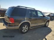 ✅ 2005 Ford Explorer Eddie Bauer • VIN: 1FMDU74W65UB20491 • Лот: 74141504. Опубликован ранее на Copart с пробегом 159 563 миль. Бесплатный доступ к архиву аукционных продаж из США и подробный отчёт об истории автомобиля на DreamBid. Изображение 3.