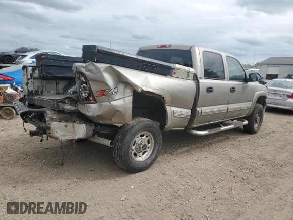 ✅ 2001 Chevrolet Silverado 2500HD LT3 • VIN: 1GCHK23G51F103172 • Lot: 81245085. Listed on Copart with 214,563 mi. Free auction sales archive from the USA and detailed vehicle history report at DreamBid. Image 3.