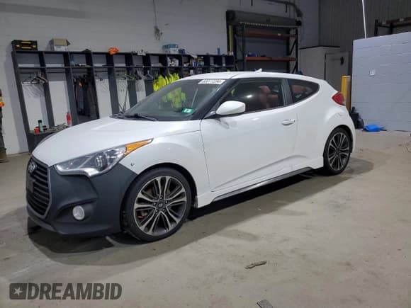 ✅ 2016 Hyundai Veloster Turbo • VIN: KMHTC6AE3GU250686 • Lot: 83077234. Wystawiony na Copart z przebiegiem 140 737 mil. Bezpłatny archiwum sprzedaży aukcyjnych z USA i szczegółowy raport historii pojazdu na DreamBid. Zdjęcie 1.