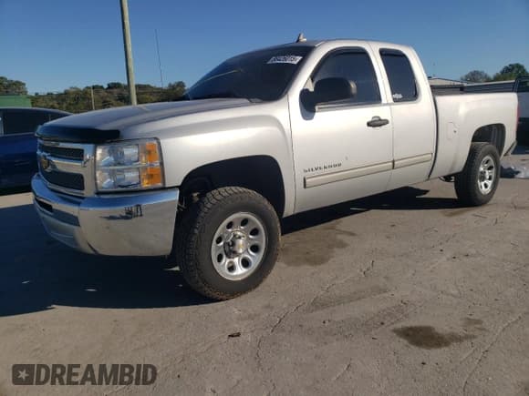 ✅ 2013 Chevrolet Silverado 1500 LT • VIN: 1GCRCSEAXDZ270026 • Lot: 86426015. Listed on Copart with 155,789 mi. Free auction sales archive from the USA and detailed vehicle history report at DreamBid. Image 1.