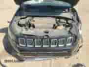 2018 Jeep Compass Limited z VIN 3C4NJDCB6JT365553, wystawiony jako Copart lot #69211095 z przebiegiem 67 121 mil mil oraz Szkoda całkowita • Salvage title. Historia ofert i sprzedaży dostępna na DreamBid. Obrazek 11.