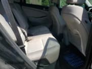 ✅ 2016 Hyundai Tucson SE • VIN: KM8J23A41GU023478 • Лот: 80616935. Опубликован ранее на Copart с пробегом 211 271 миль. Бесплатный доступ к архиву аукционных продаж из США и подробный отчёт об истории автомобиля на DreamBid. Изображение 11.