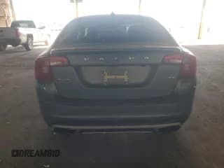 ✅ 2016 Volvo S60 T5 Platinum • VIN: YV4612UM6G2000970 • Lot: 89447145. Wystawiony na Copart z przebiegiem 112 622 mil. Bezpłatny archiwum sprzedaży aukcyjnych z USA i szczegółowy raport historii pojazdu na DreamBid. Zdjęcie 6.