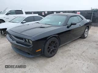 ✅ 2012 Dodge Challenger SXT Plus • VIN: 2C3CDYAG6CH206567 • Lot: 41540191. Wystawiony na IAAI z przebiegiem 141 533 mil. Bezpłatny archiwum sprzedaży aukcyjnych z USA i szczegółowy raport historii pojazdu na DreamBid. Zdjęcie 6.