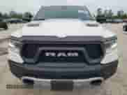 2020 Ram 1500 Rebel z VIN 1C6RRELT2LN303523, wystawiony jako Copart lot #54753485 z przebiegiem 90 533 mil mil oraz Szkoda całkowita • Salvage title. Historia ofert i sprzedaży dostępna na DreamBid. Obrazek 5.