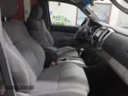 ✅ 2014 Toyota Tacoma • VIN: 3TMMU4FN6EM069828 • Lot: 41495264. Wystawiony na IAAI z przebiegiem 133 338 mil. Bezpłatny archiwum sprzedaży aukcyjnych z USA i szczegółowy raport historii pojazdu na DreamBid. Zdjęcie 5.