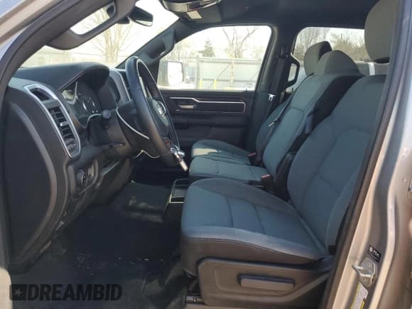 ✅ 2023 Ram 1500 Lone Star • VIN: 1C6SRFFTXPN688287 • Лот: 50422285. Опубликован ранее на Copart с пробегом 13 573 миль. Бесплатный доступ к архиву аукционных продаж из США и подробный отчёт об истории автомобиля на DreamBid. Изображение 7.