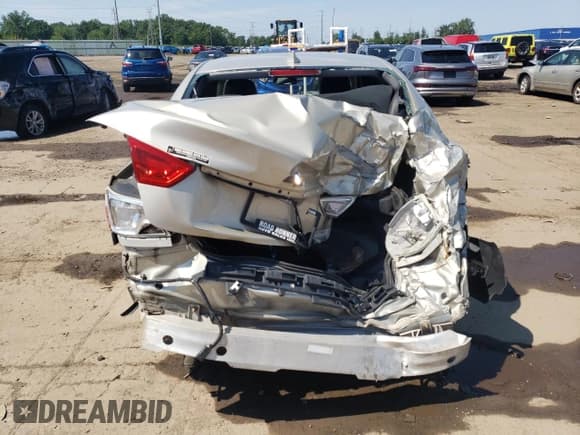 ✅ 2015 Chevrolet Impala LT • VIN: 2G1115SL2F9158689 • Лот: 63131854. Опубликован ранее на Copart с пробегом Не указан. Бесплатный доступ к архиву аукционных продаж из США и подробный отчёт об истории автомобиля на DreamBid. Изображение 6.