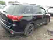 2019 Mitsubishi Outlander SE z VIN JA4AD3A31KZ038526, wystawiony jako IAAI lot #42724186 z przebiegiem 122 247 mil mil oraz . Historia ofert i sprzedaży dostępna na DreamBid. Obrazek 4.