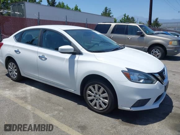 ✅ 2016 Nissan Sentra SL • VIN: 3N1AB7AP0GY292819 • Лот: 42494186. Опубликован ранее на IAAI с пробегом 121 174 миль. Бесплатный доступ к архиву аукционных продаж из США и подробный отчёт об истории автомобиля на DreamBid. Изображение 1.