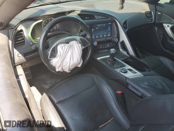 ✅ 2015 Chevrolet Corvette 1LT • VIN: 1G1YA2D72F5122513 • Lot: 66776475. Wystawiony na Copart z przebiegiem 63 620 mil. Bezpłatny archiwum sprzedaży aukcyjnych z USA i szczegółowy raport historii pojazdu na DreamBid. Zdjęcie 8.