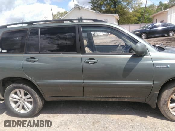 ✅ 2007 Toyota Highlander w/3rd Row • VIN: JTEEW21A170047776 • Lot: 41993403. Wystawiony na IAAI z przebiegiem 260 538 mil. Bezpłatny archiwum sprzedaży aukcyjnych z USA i szczegółowy raport historii pojazdu na DreamBid. Zdjęcie 13.