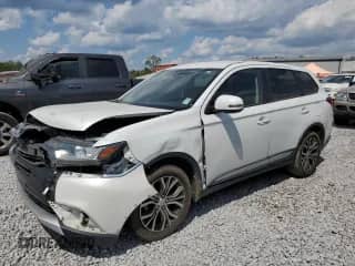 2016 Mitsubishi Outlander SE с VIN JA4AD3A37GZ043172, выставлен на аукционе Copart как лот 71192055 с пробегом 90 499 миль миль и Списание • Salvage title. История ставок и продаж доступна на DreamBid. Изображение 1.